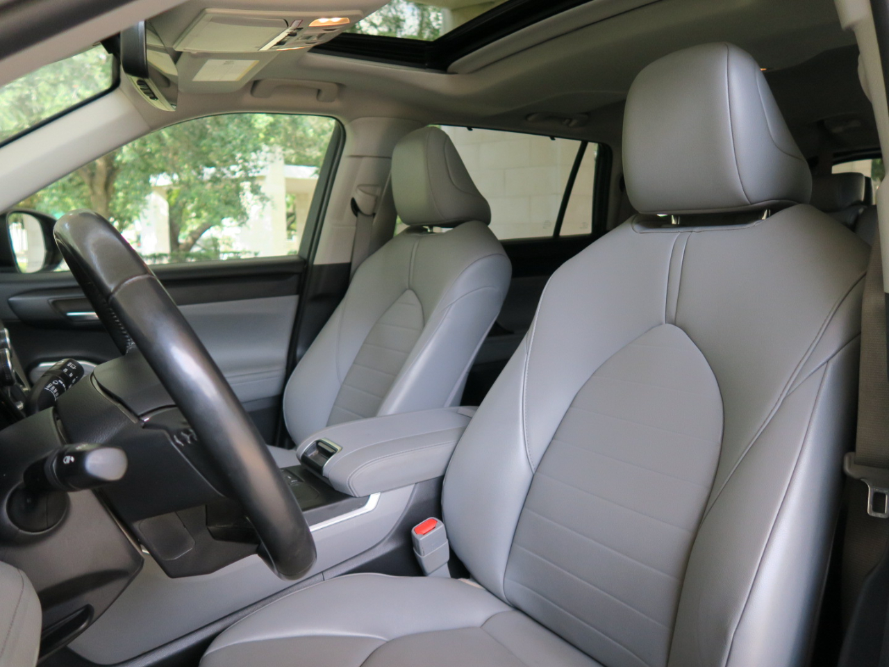 Toyota Highlander XLE FWD (Natl) 2021