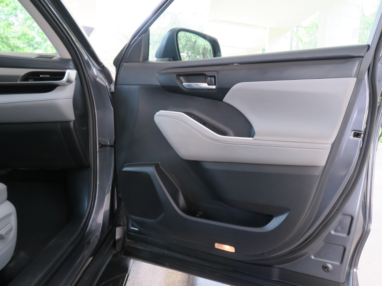 Toyota Highlander XLE FWD (Natl) 2021