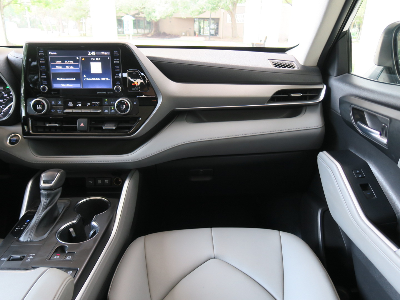 Toyota Highlander XLE FWD (Natl) 2021