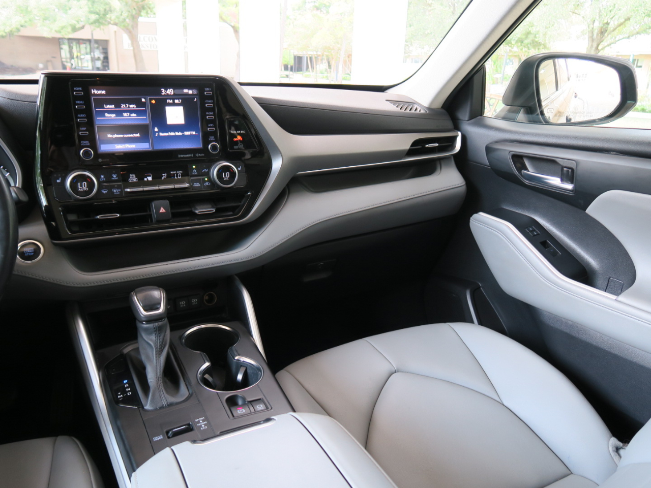 Toyota Highlander XLE FWD (Natl) 2021