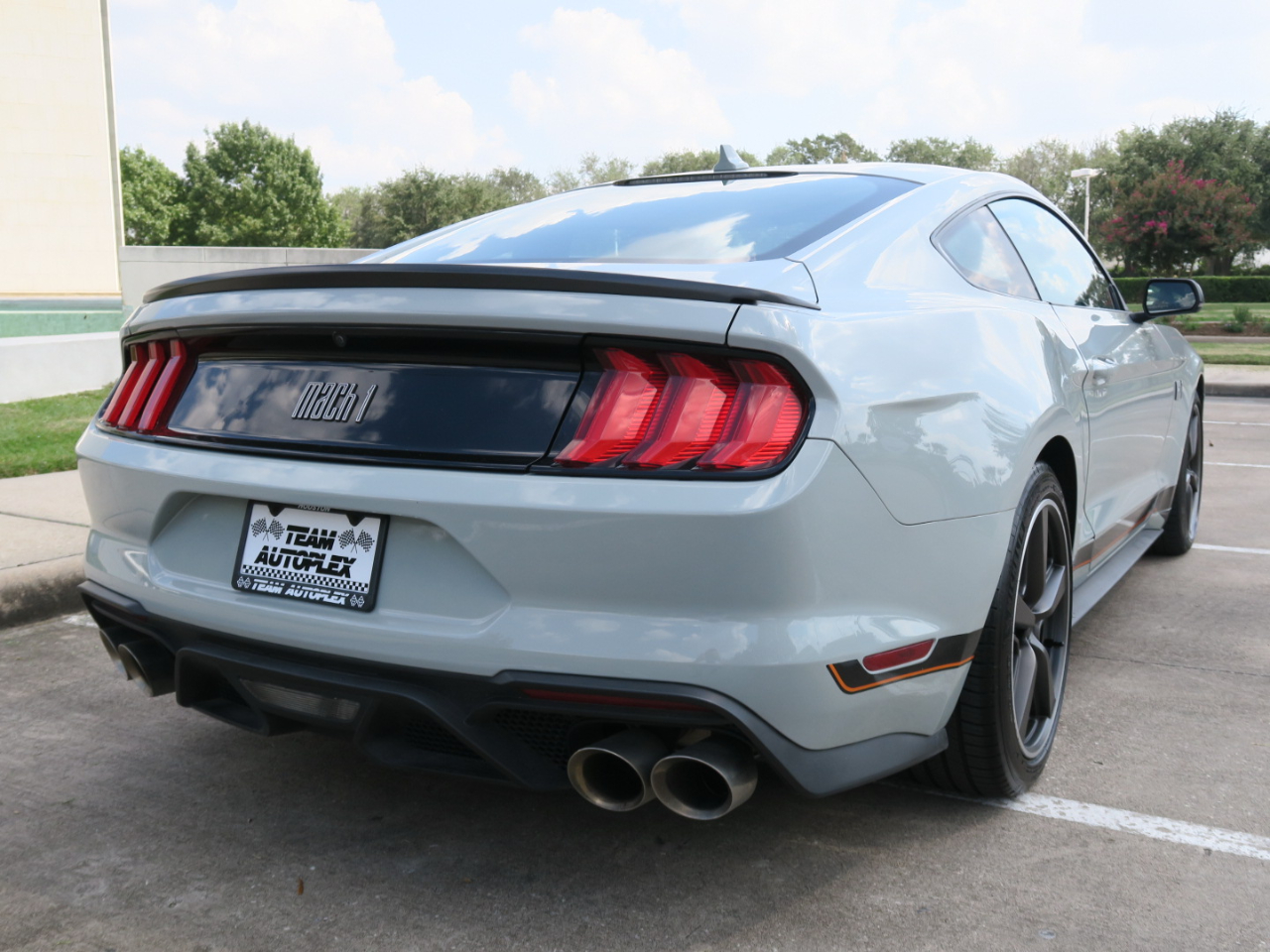 2023 Ford Mustang Mach 1 photo 7