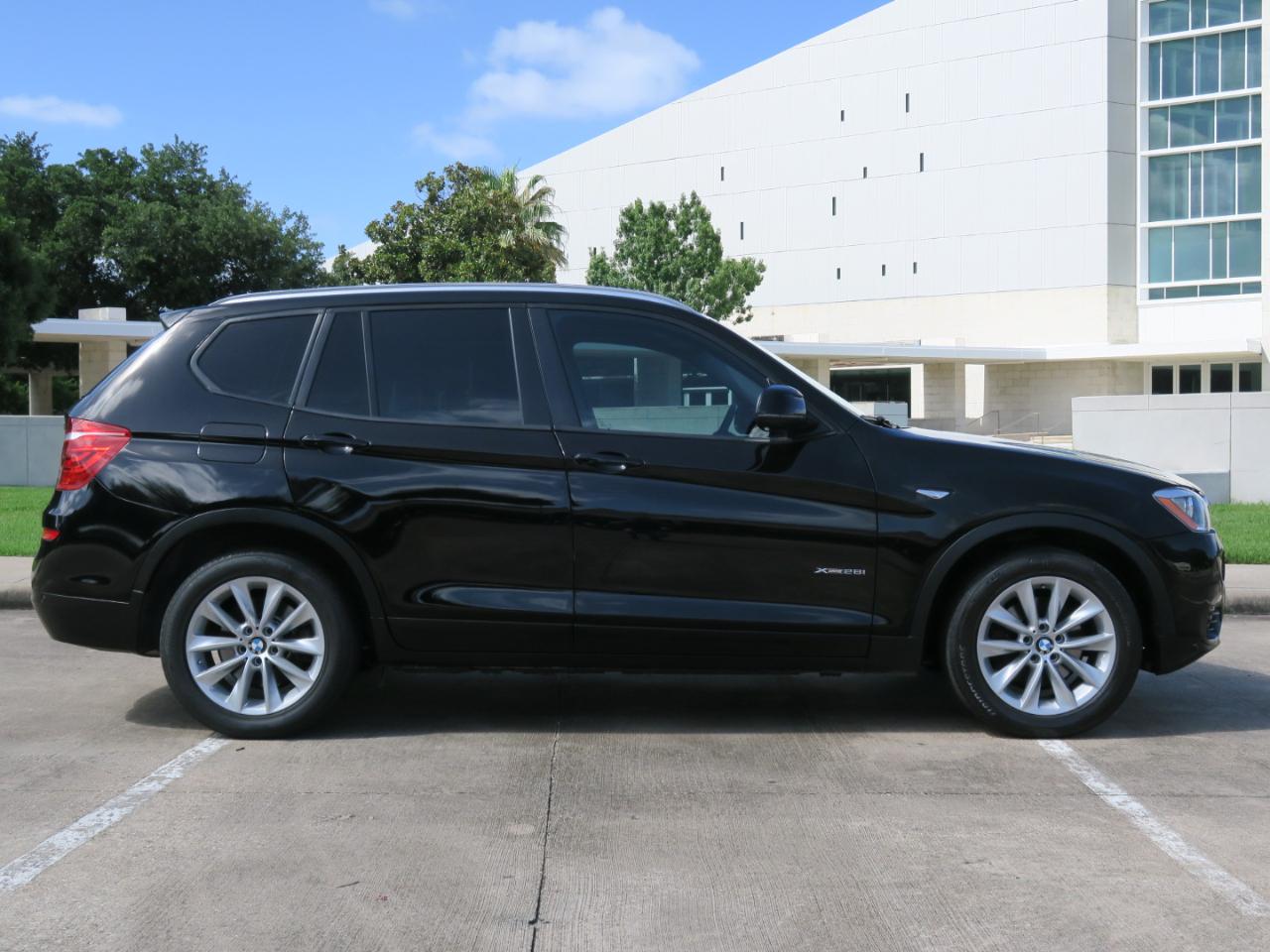 2016 BMW X3 xDrive28i - Photo 9