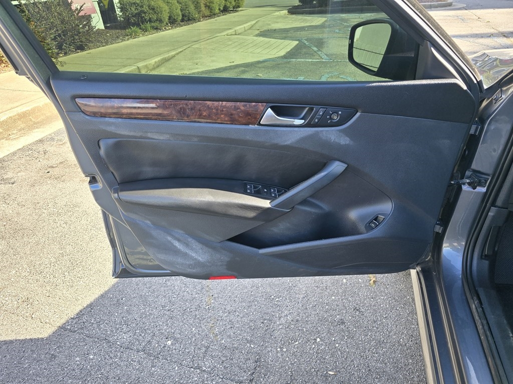 Volkswagen Passat  2013 Volkswagen Passat  2013