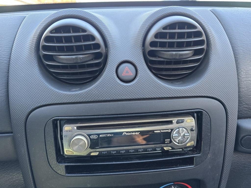 Jeep Liberty  2004