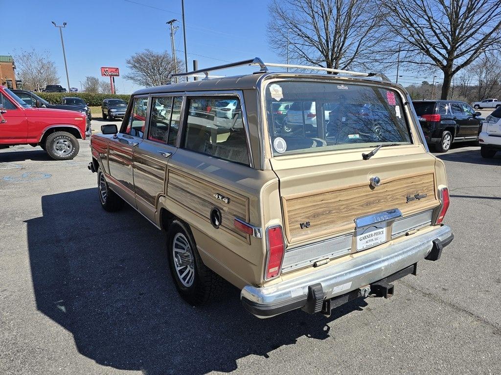 Jeep Grand Wagoneer  1990