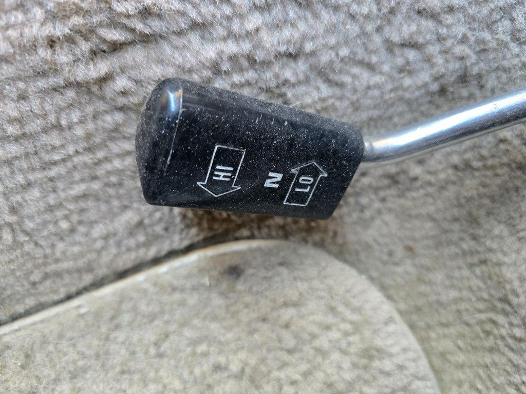 Jeep Grand Wagoneer  1990