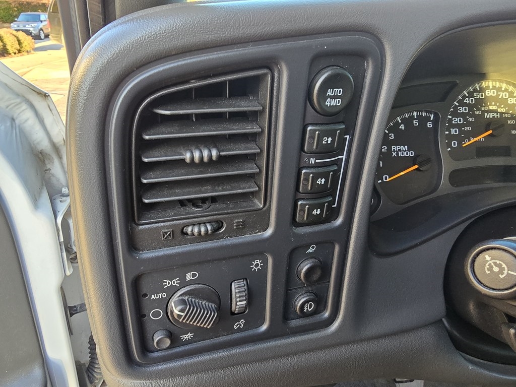 Chevrolet Silverado 1500  2003