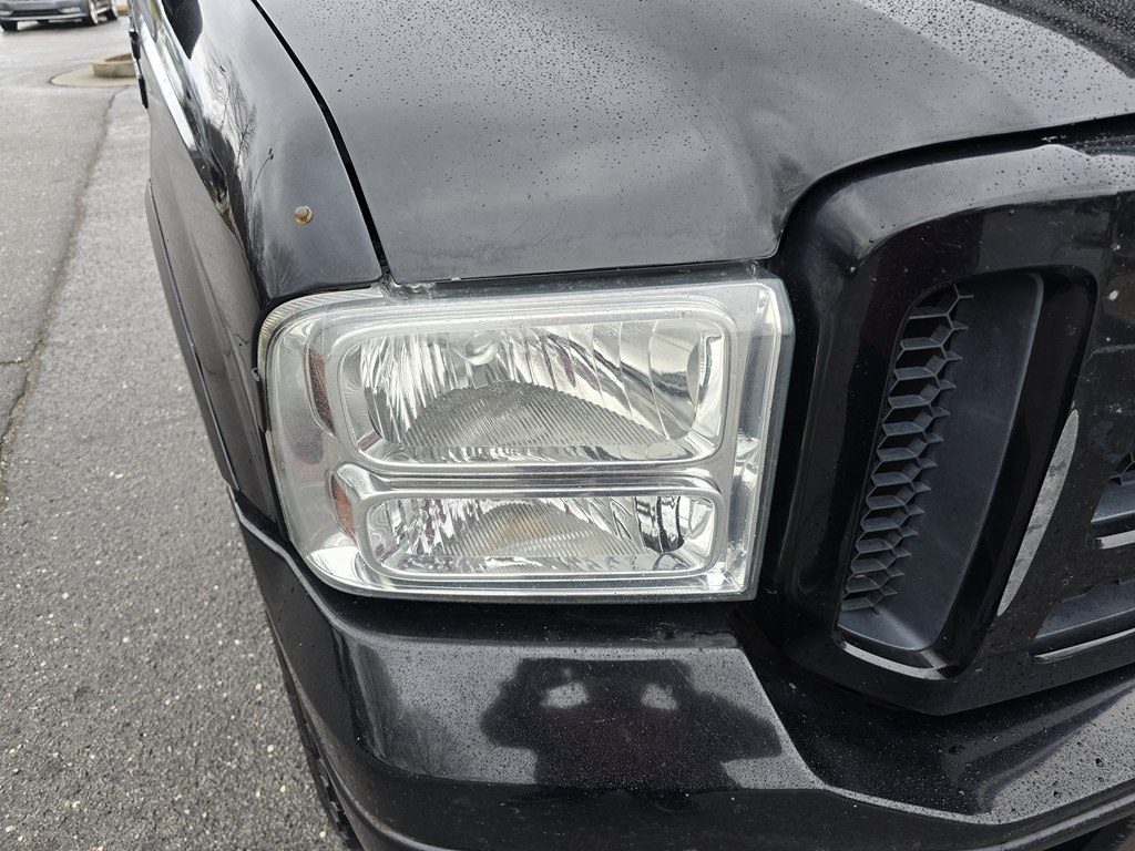 Ford Excursion  2005