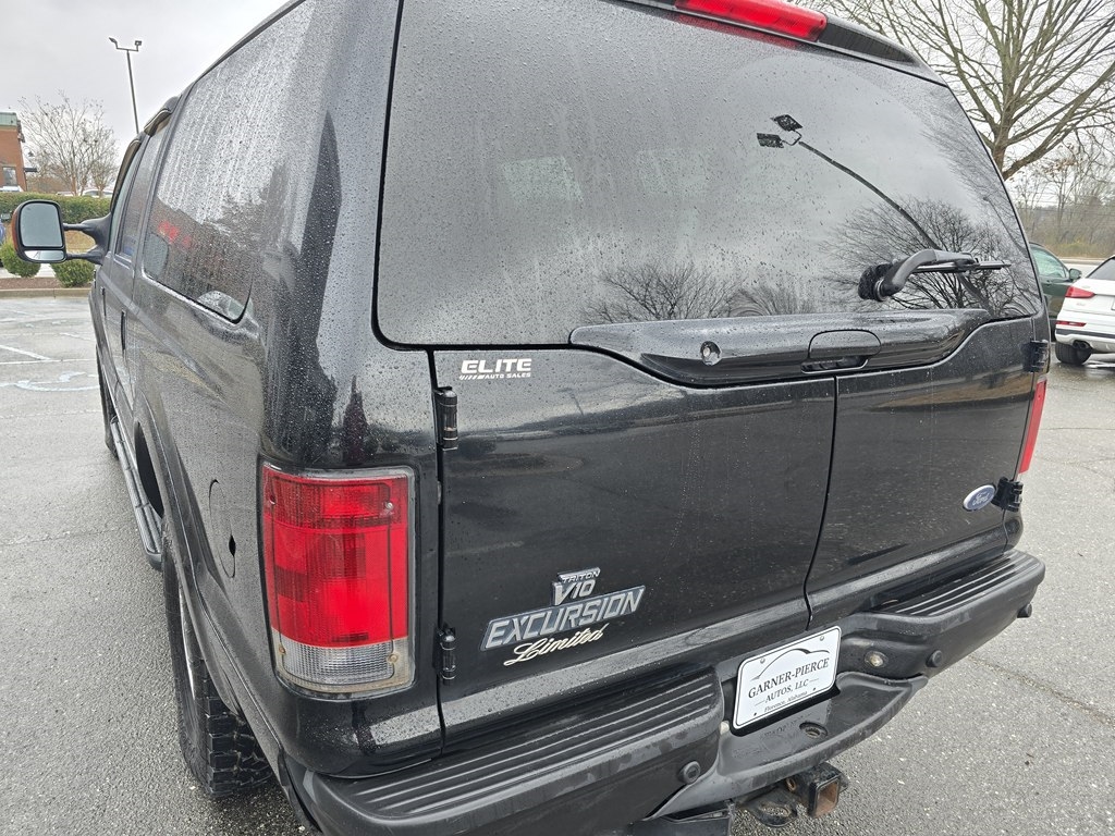 Ford Excursion  2005