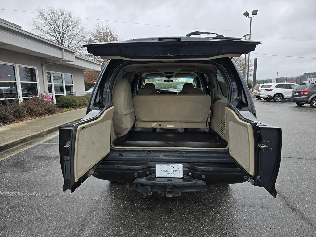 Ford Excursion  2005