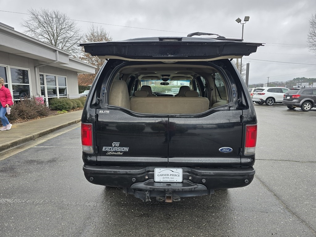 Ford Excursion  2005