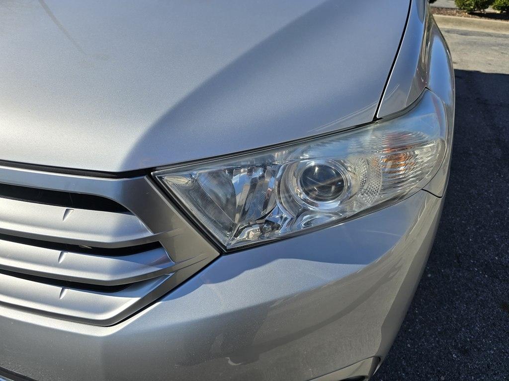 Toyota Highlander  2013