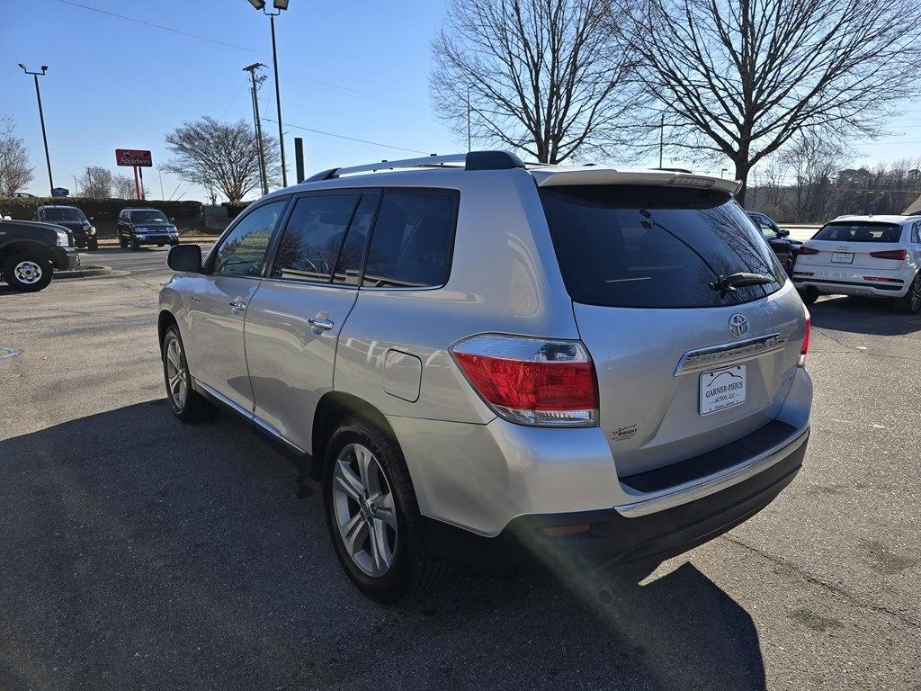 Toyota Highlander  2013