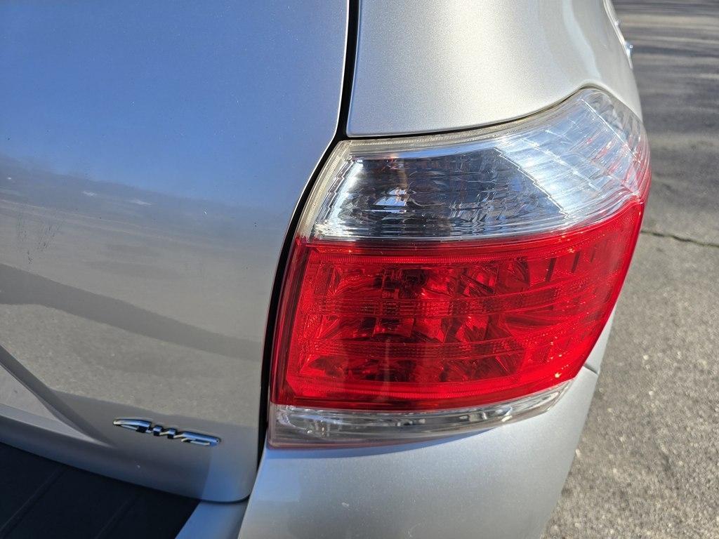 Toyota Highlander  2013