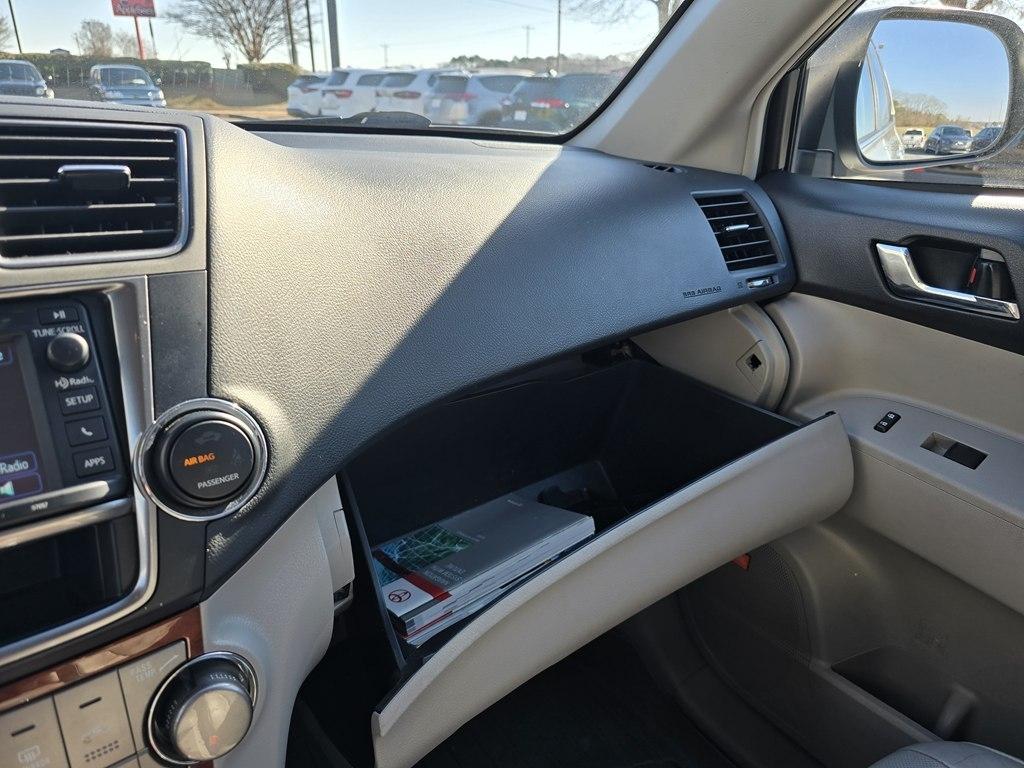 Toyota Highlander  2013