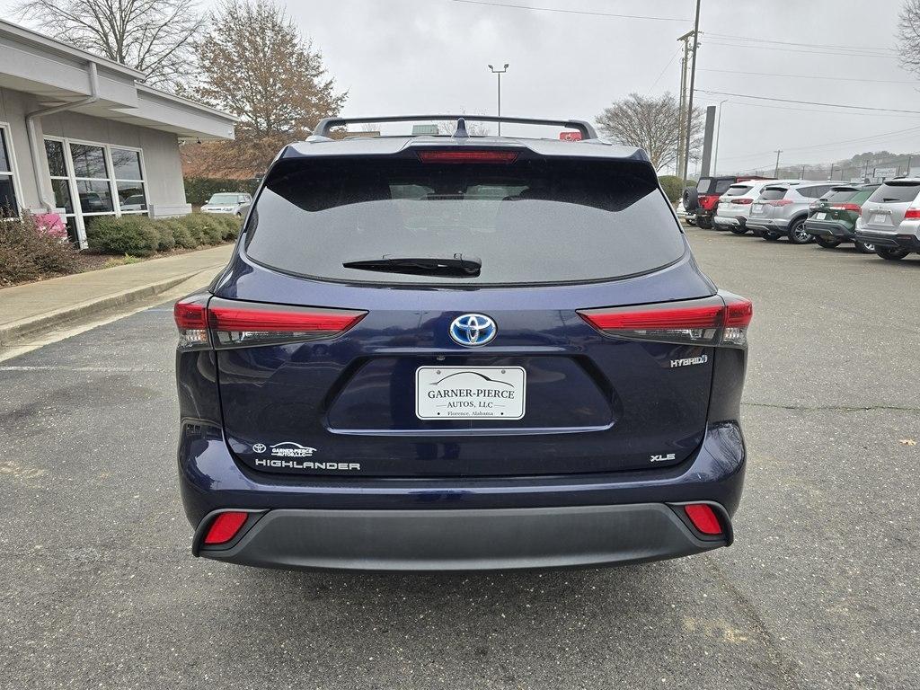 Toyota Highlander Hybrid  2020