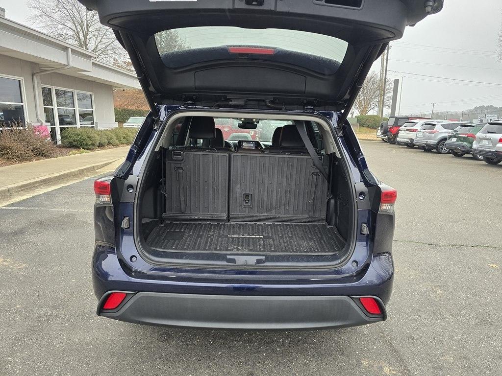 Toyota Highlander Hybrid  2020