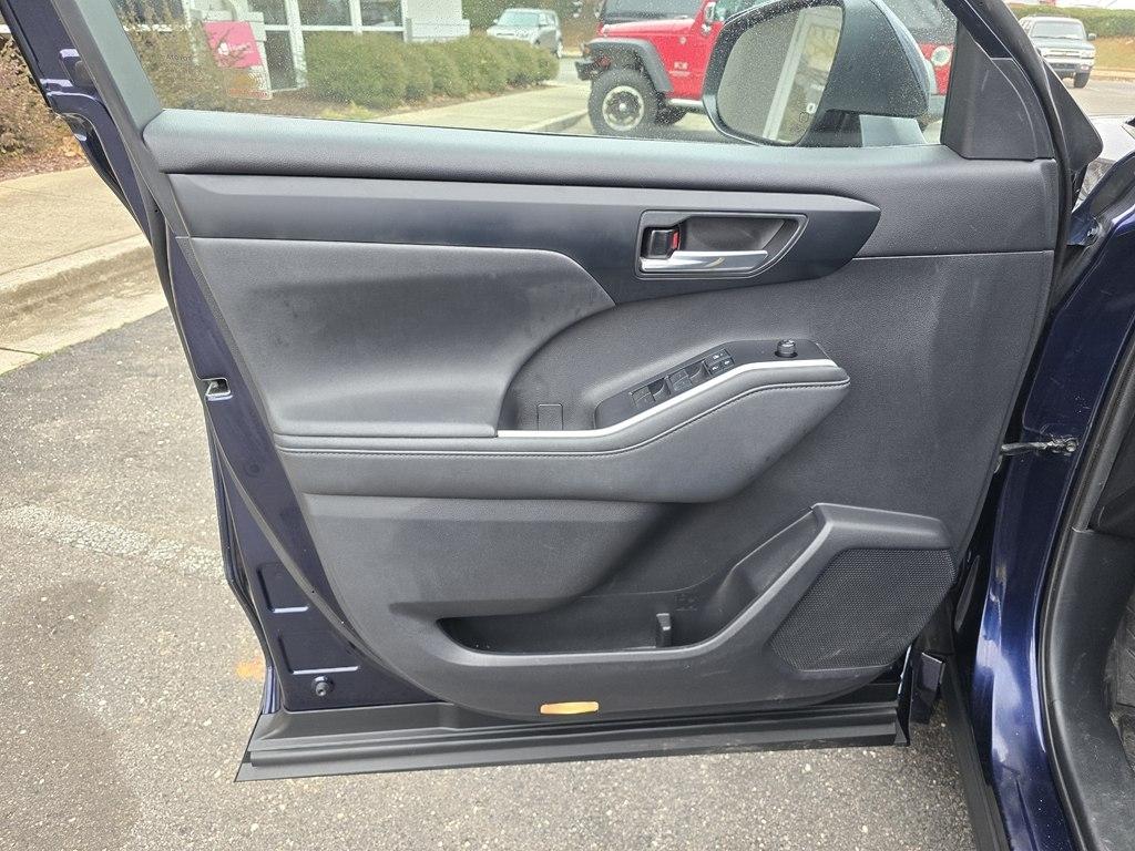 Toyota Highlander Hybrid  2020