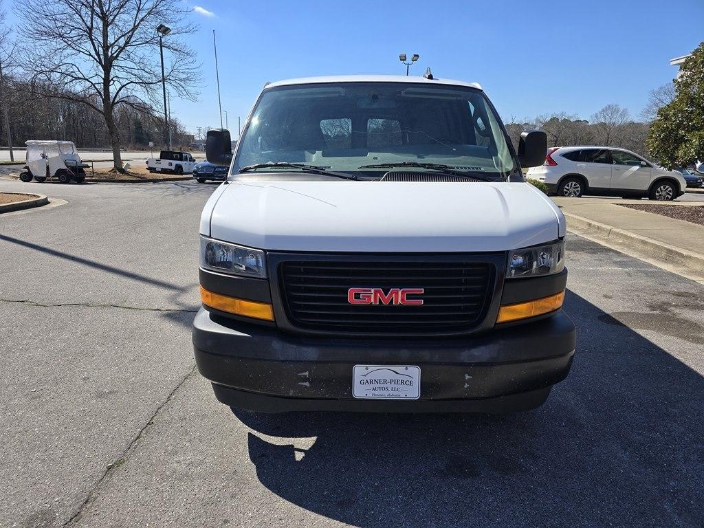 GMC Savana  2022