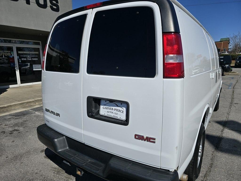 GMC Savana  2022