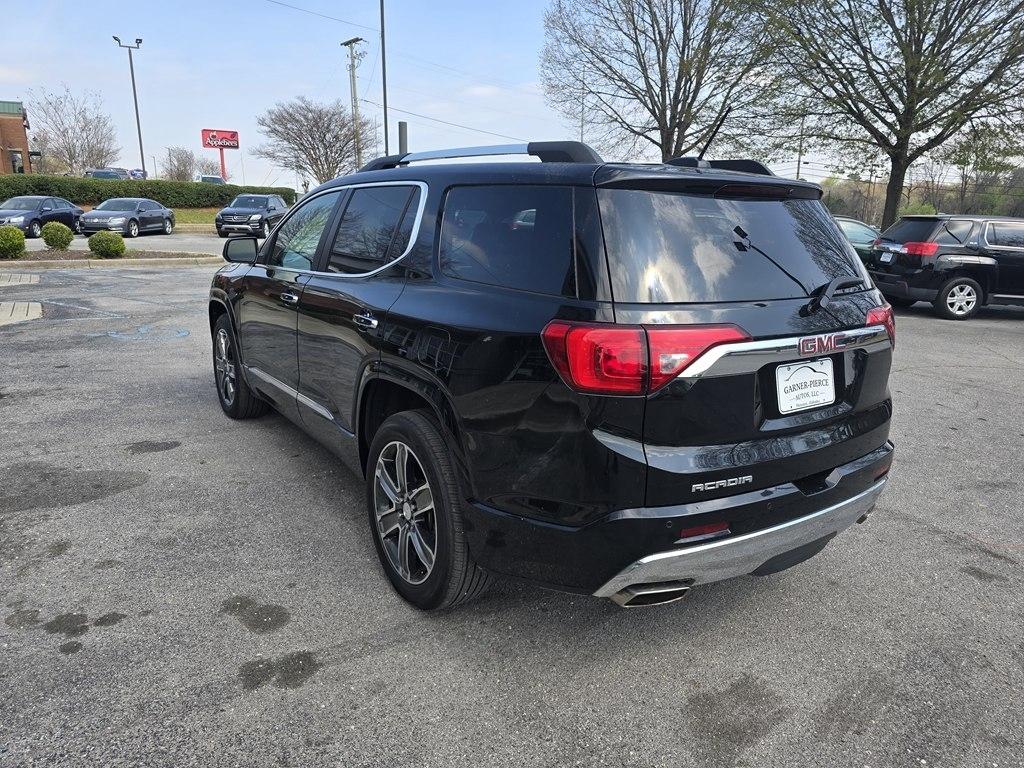 GMC Acadia  2017