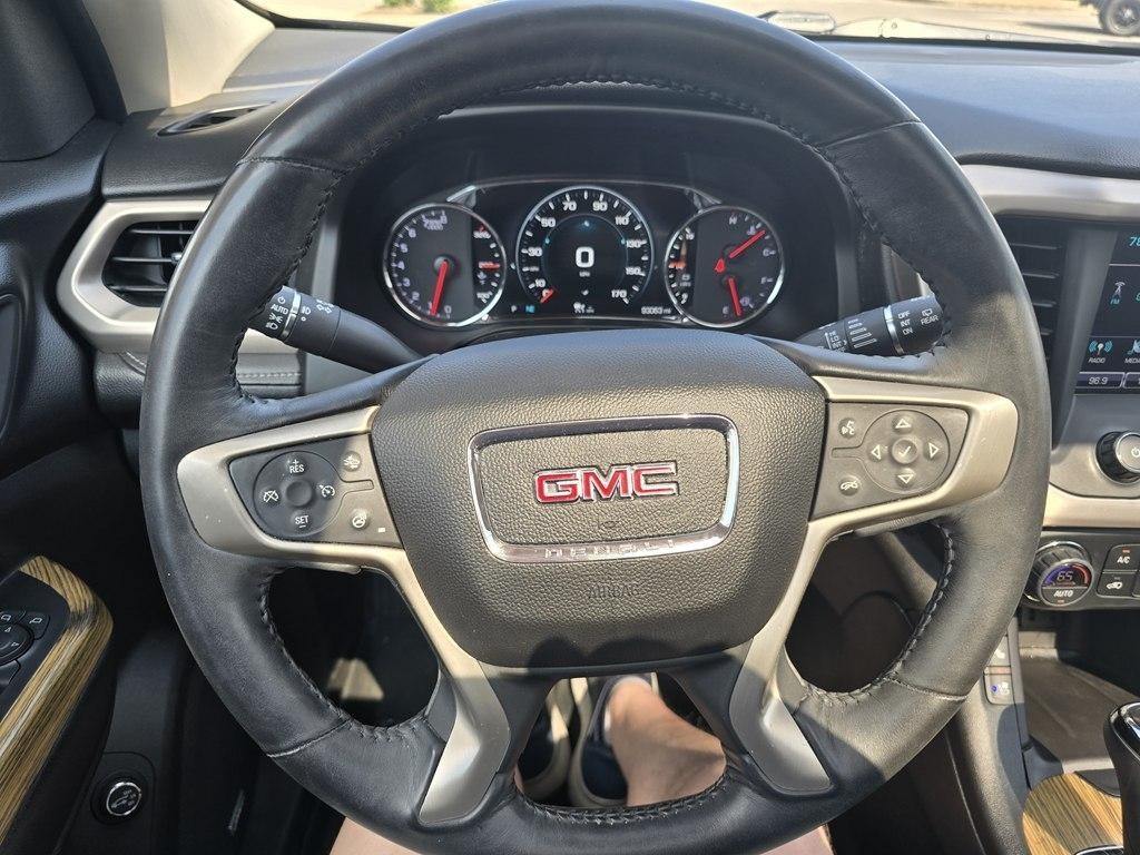 GMC Acadia  2017