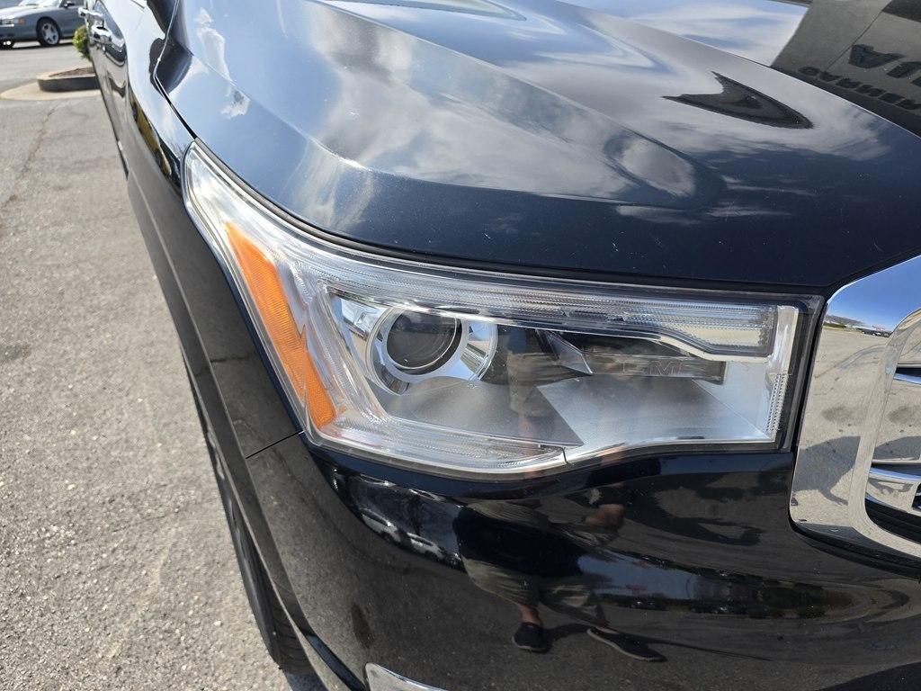GMC Acadia  2017