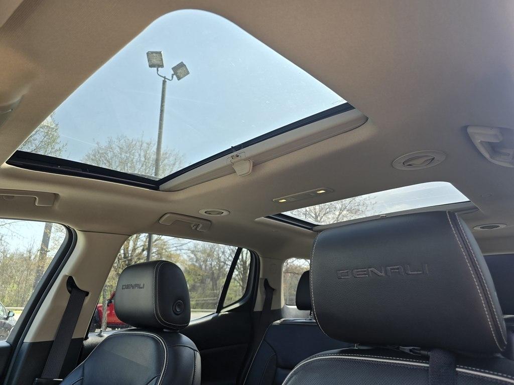 GMC Acadia  2017