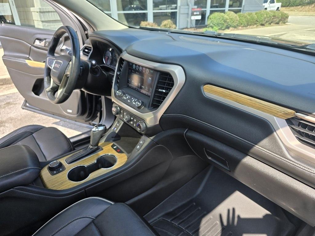 GMC Acadia  2017