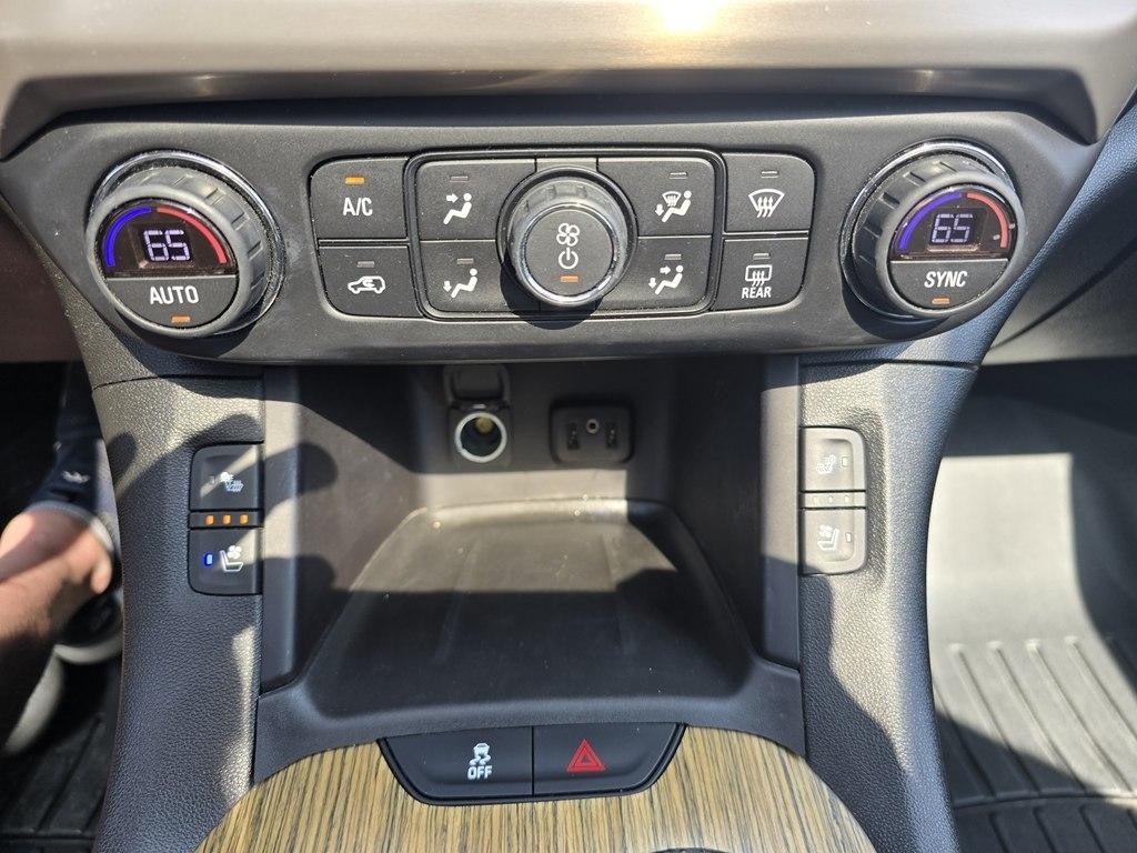 GMC Acadia  2017