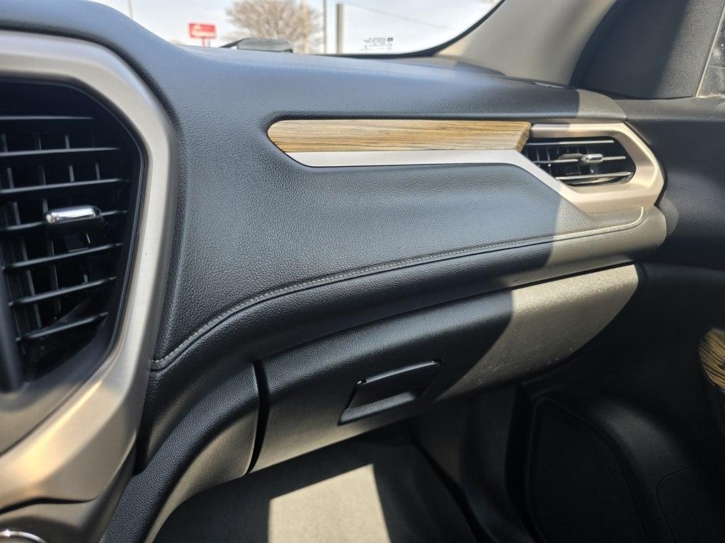 GMC Acadia  2017