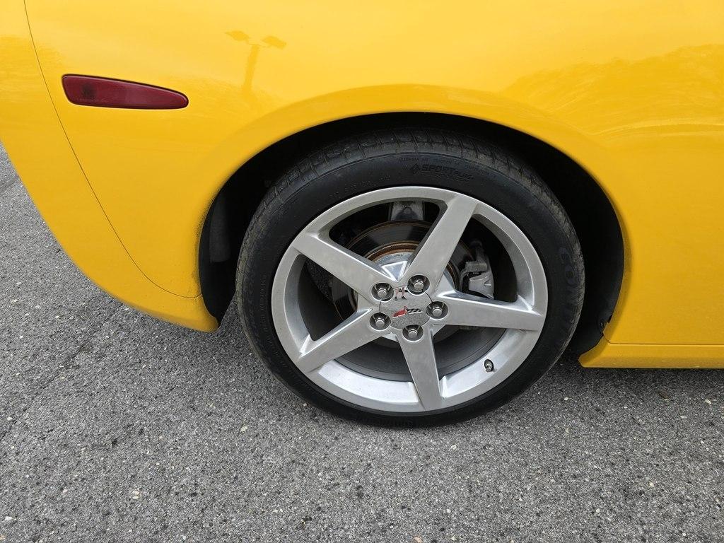 Chevrolet Corvette  2005