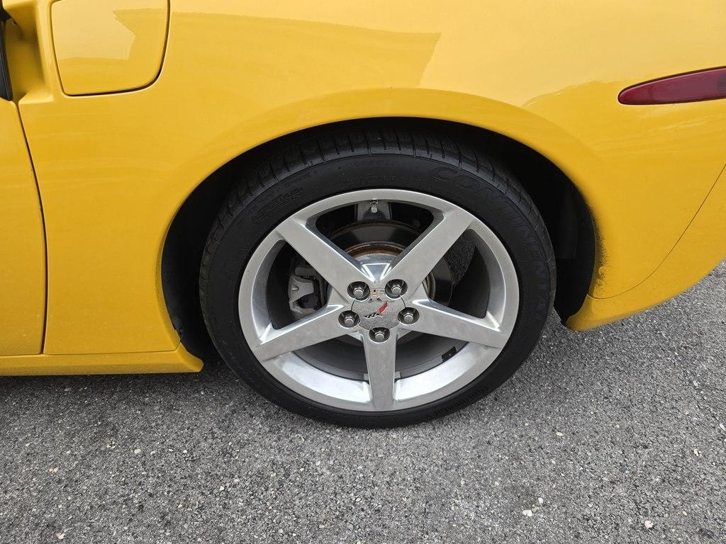 Chevrolet Corvette  2005