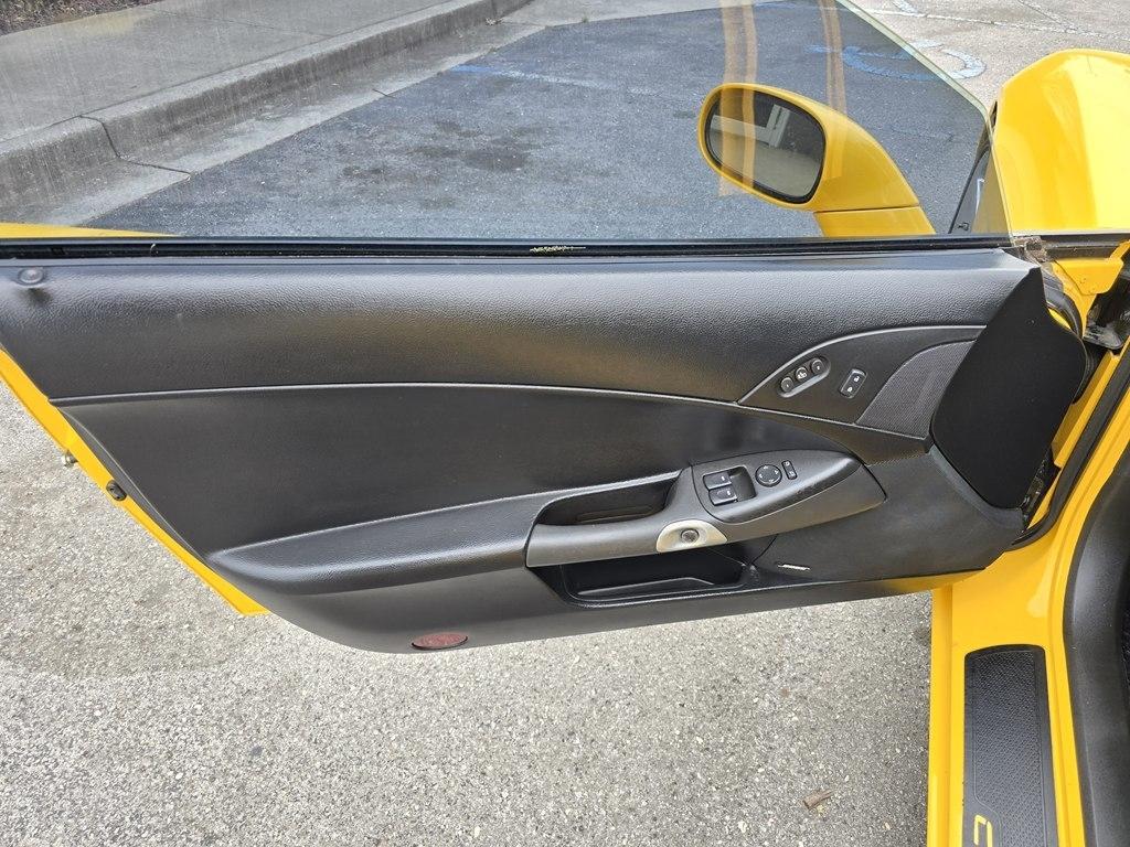 Chevrolet Corvette  2005