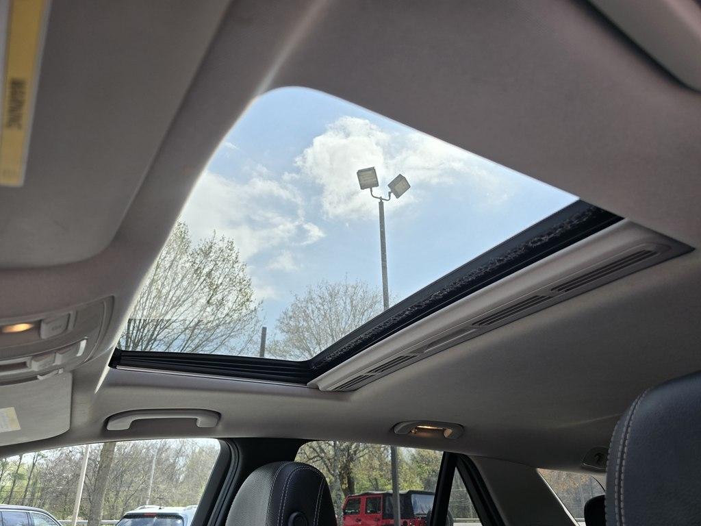 Mercedes-Benz M-Class  2014