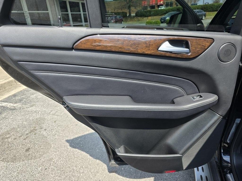 Mercedes-Benz M-Class  2014