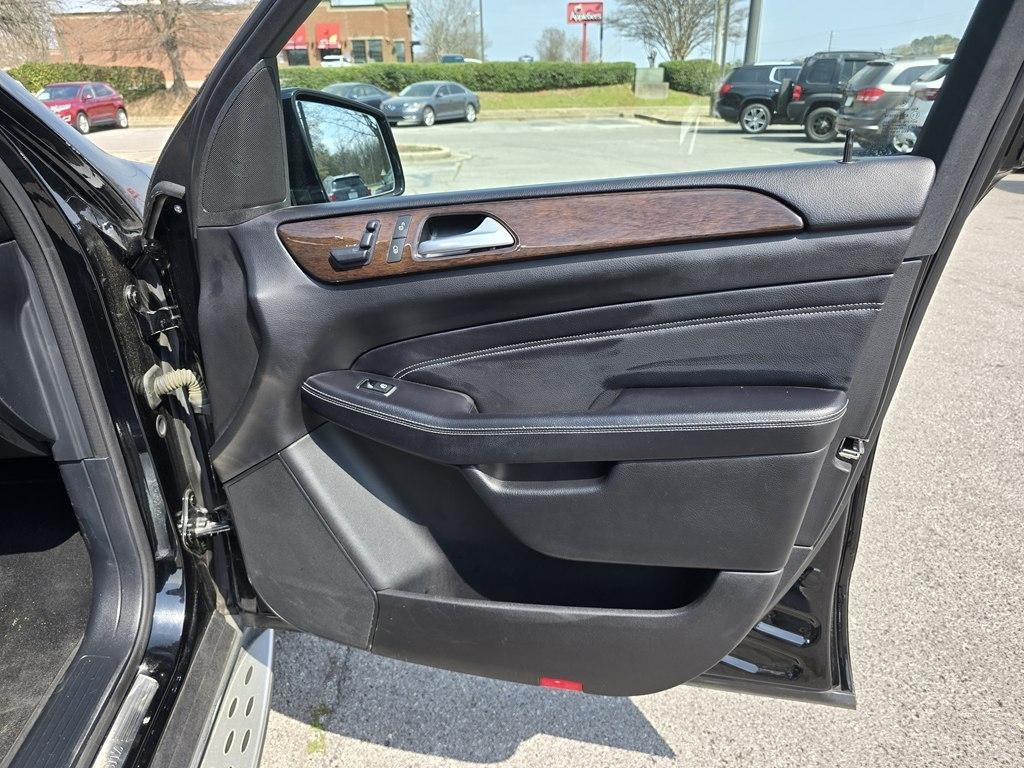 Mercedes-Benz M-Class  2014