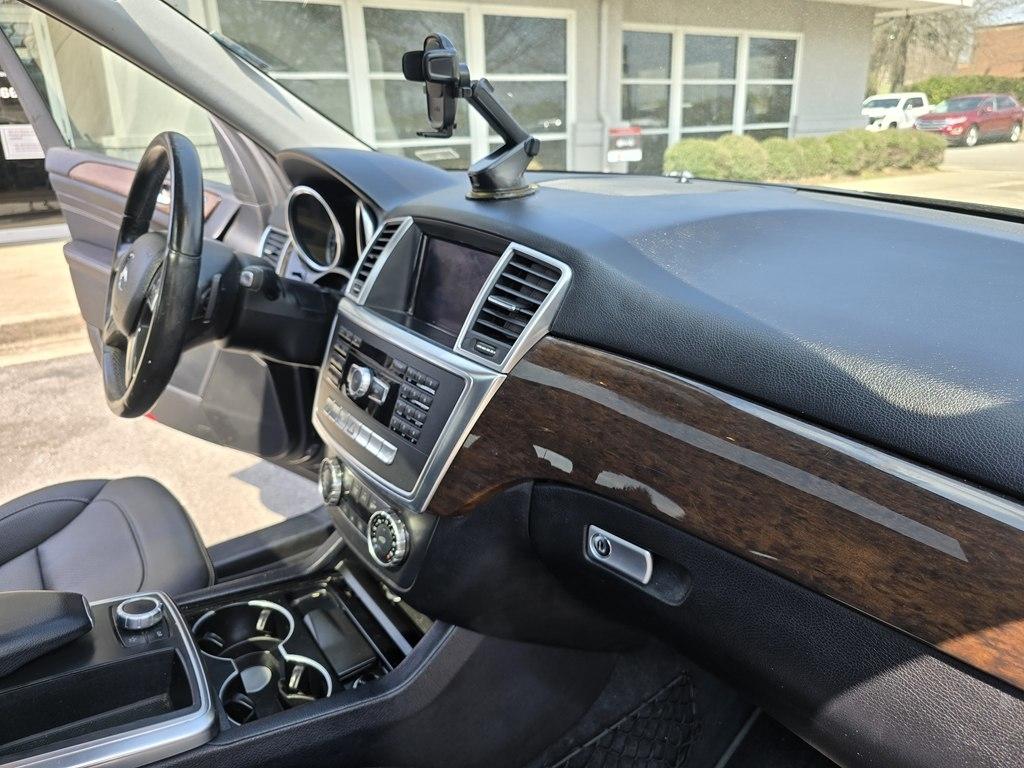 Mercedes-Benz M-Class  2014