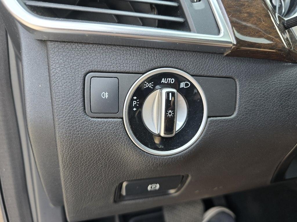 Mercedes-Benz M-Class  2014