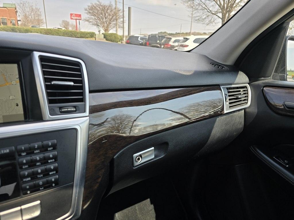 Mercedes-Benz M-Class  2014