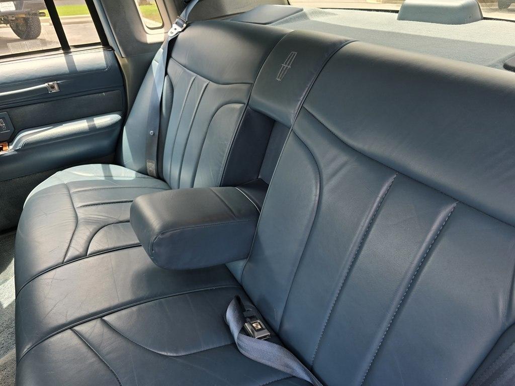 Lincoln Town Car  1993