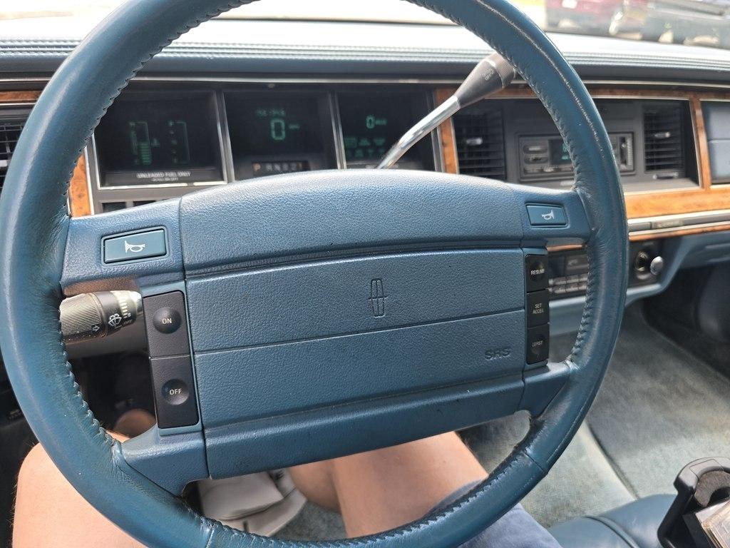 Lincoln Town Car  1993
