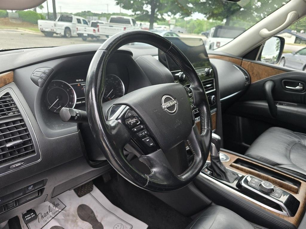 Nissan Armada  2021