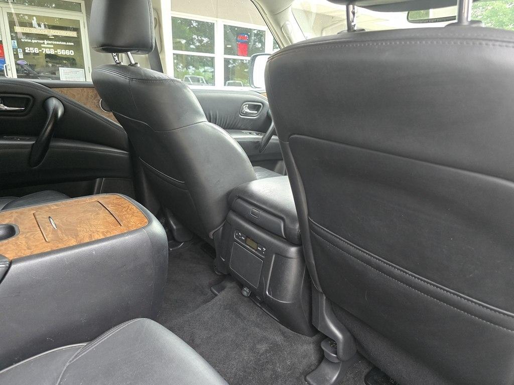 Nissan Armada  2021