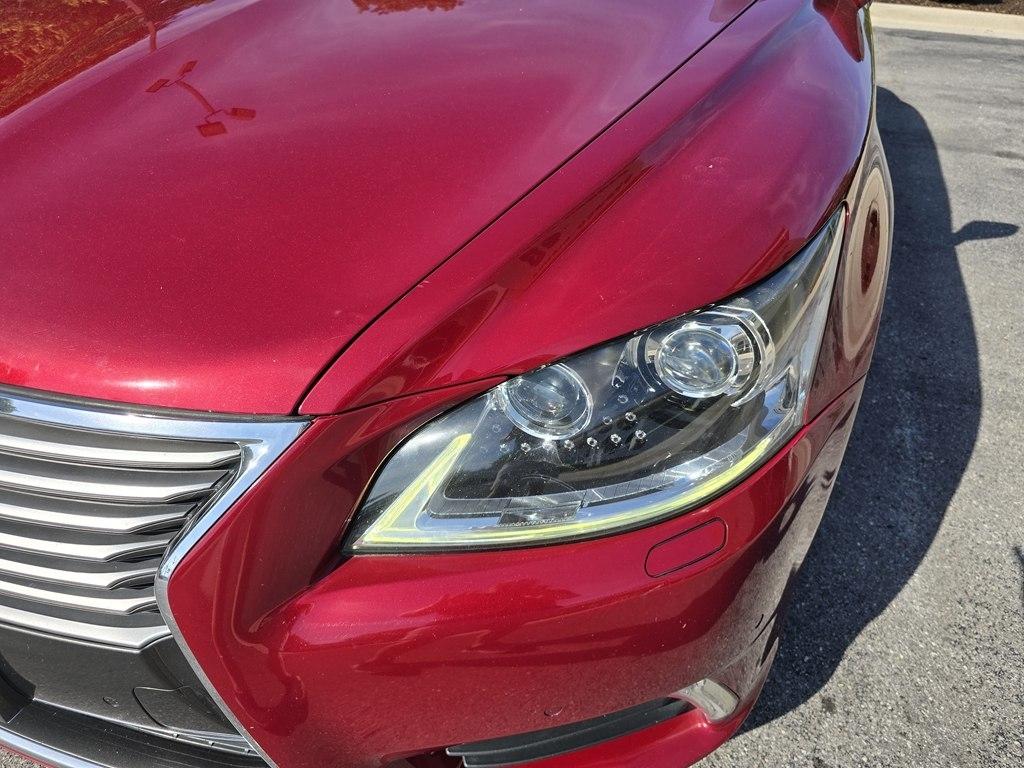 Lexus LS 460  2015