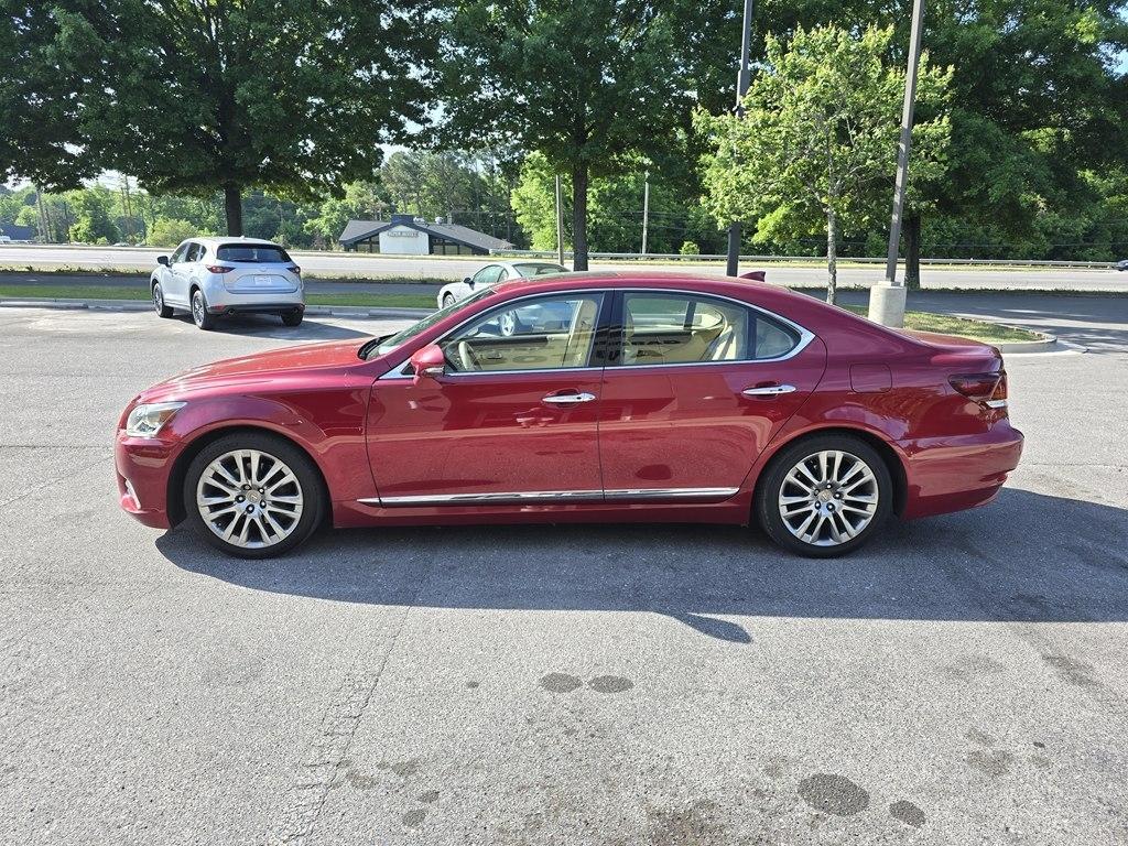 Lexus LS 460  2015