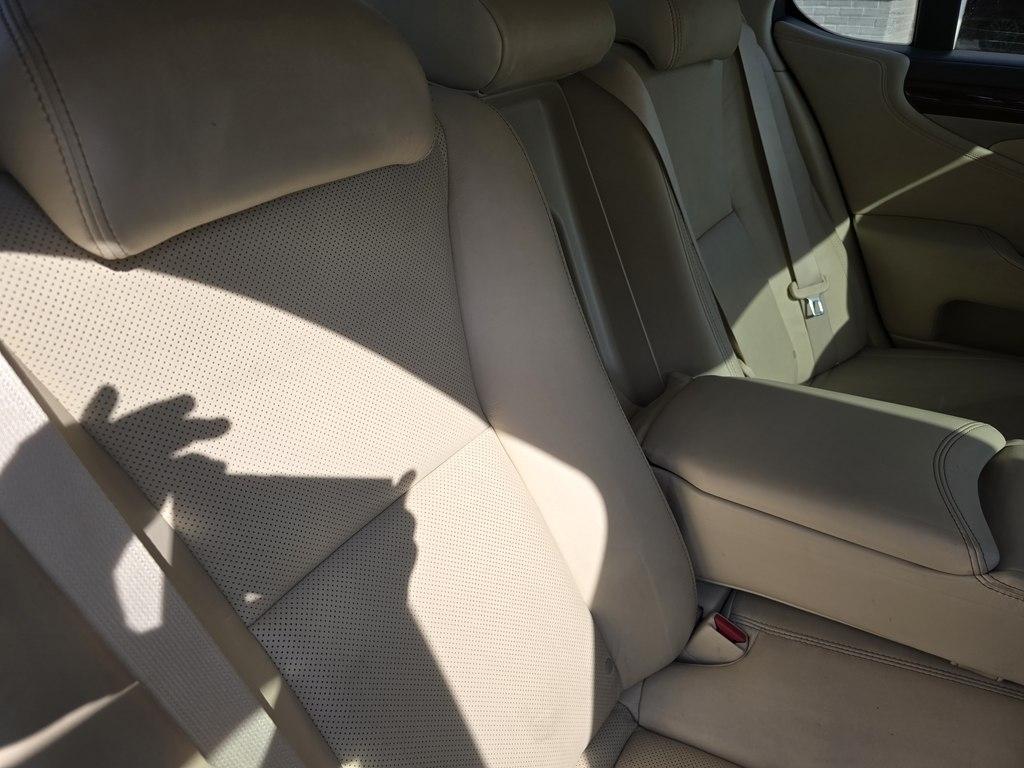 Lexus LS 460  2015