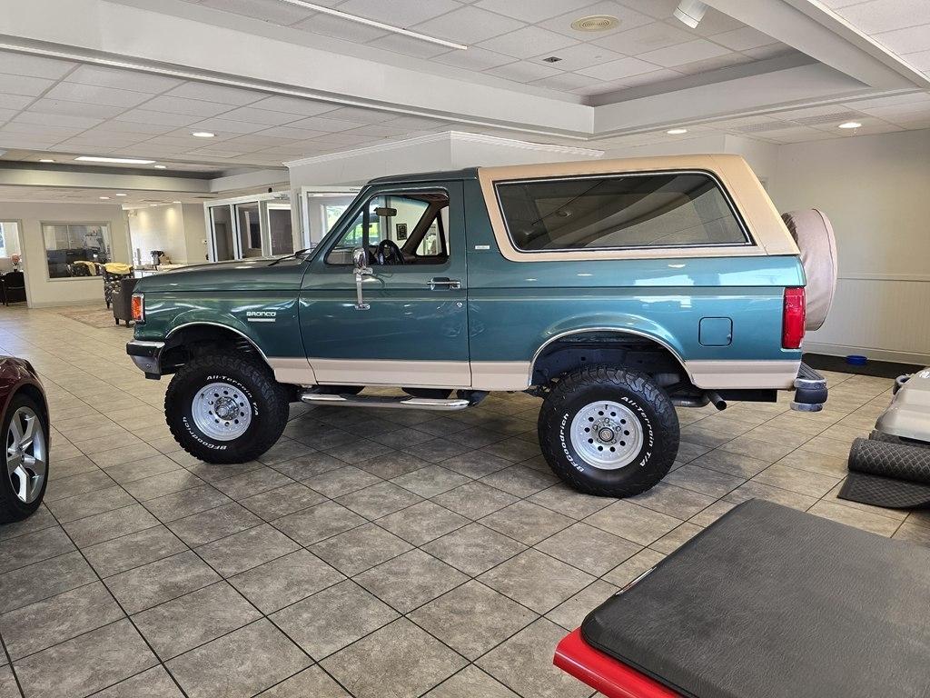 Ford Bronco  1989