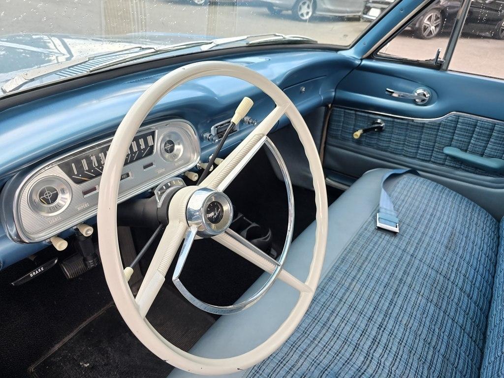 Ford Falcon  1961
