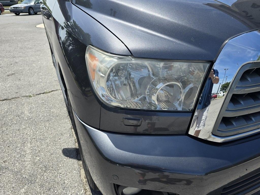 Toyota Sequoia  2016